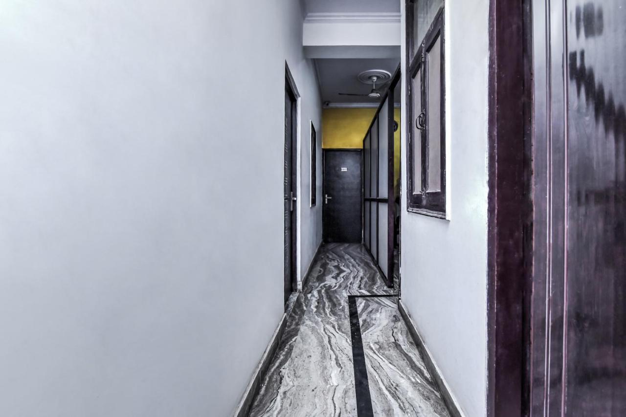 Oyo Nitin Palace Near Mohan Estate Metro Station 3* New Delhi